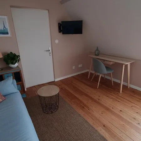 Entier Independant- 2 A 4 Pers - Parking Clos - Terrasse