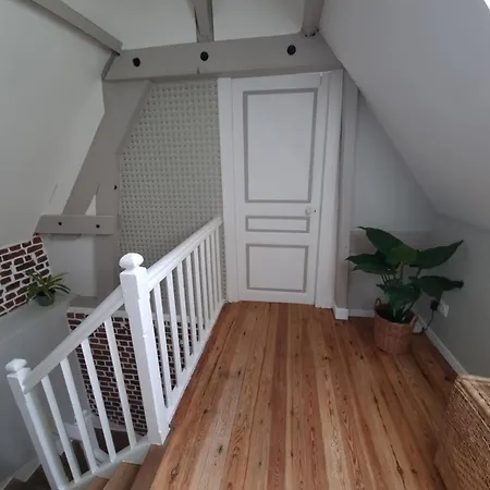 Apartment Entier Independant- 2 A 4 Pers - Parking Clos - Terrasse *