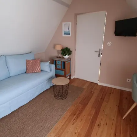Apartment Entier Independant- 2 A 4 Pers - Parking Clos - Terrasse *