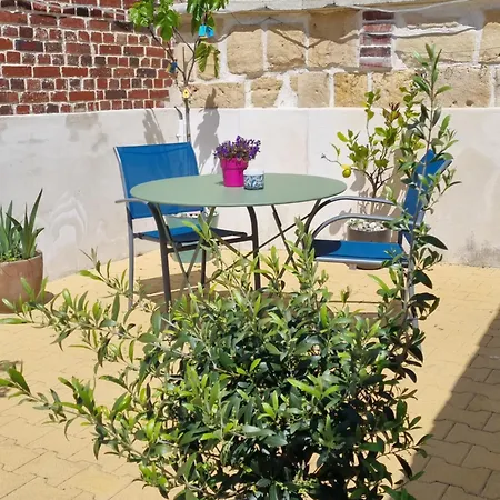 Entier Independant- 2 A 4 Pers - Parking Clos - Terrasse *